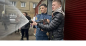 Школьники примерили профессию спасателя в пожарной части №2